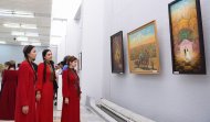 В Ашхабаде открылась художественная выставка «В плену гармонии»	