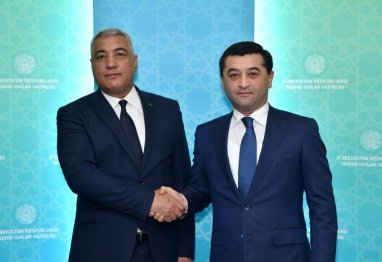 Özbegistanyň Daşary işler ministrliginde diplomatik işini tamamlaýan Türkmenistanyň ilçisi bilen duşuşyk geçirildi