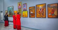 Photo report: Exhibition of artists from Mary velayat continues in Ashgabat