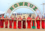 Fotoreportaž: Türkmenistanda Halkara Nowruz baýramy giňden bellenildi