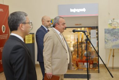 A photo exhibition dedicated to the anniversary of the Turkmen poet Magtymguly Fragi opened in Yerevan