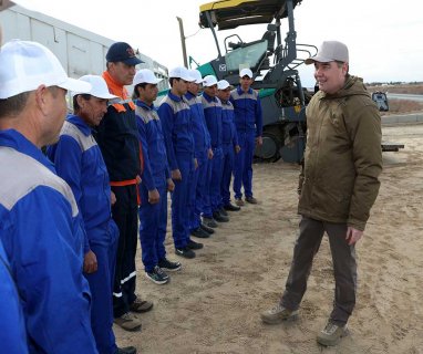 Hero-Arkadag got acquainted with the progress of construction of the Tejen-Mary highway