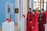 В Ашхабаде открылась выставка произведений грузинских ювелиров
