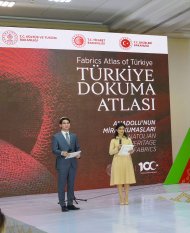Фоторепортаж с мероприятия Türkiye dokuma atlası в Ашхабаде