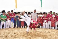 Fotoreportaž: Türkmenistanda gowaça ekişi başlandy
