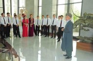 Фоторепортаж с защиты дипломных работ студентов в Государственной академии художеств Туркменистана