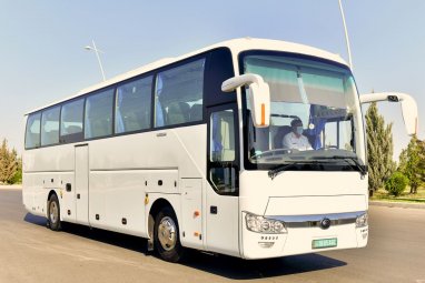 В Туркменистане запустили автобусное сообщение между Ашхабадом, Серахсом и Арчманом