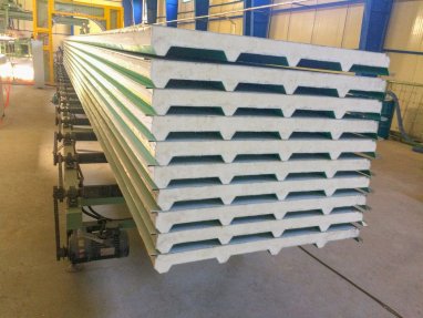 Aýly şöhle manufactures roof and wall sandwich panels in Turkmenistan