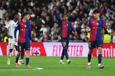 El Clasico'da Barcelona deplasmanda Real Madrid'i 4-0 mağlup etti