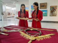 Фоторепортаж: Состоялся финальный тур выставочного конкурса по случаю национального праздника туркменского скакуна.