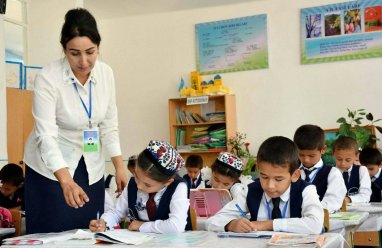 В Узбекистане продлили трудовой отпуск учителей до 56 дней