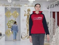 Фоторепортаж: Предновогодний показ Зимней коллекции одежды прошел в Ашхабаде