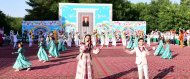 Fotoreportaž: Türkmenistanda çagalaryň tomusky dynç alyş möwsümine badalga berildi