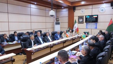 The Turkmen delegation visited the Iranian customs post of Lotfabad