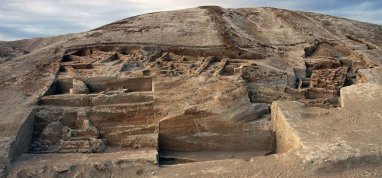Археологи РАН обнаружили на раскопках в Туркменистане набор неизвестной древней настольной игры