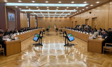 В Ашхабаде обсудили расширение туркмено-иранского экономического сотрудничества
