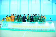 Фоторепортаж: Торжественная церемония награждения призёров Кубка Туркменистана по футзалу среди женских команд