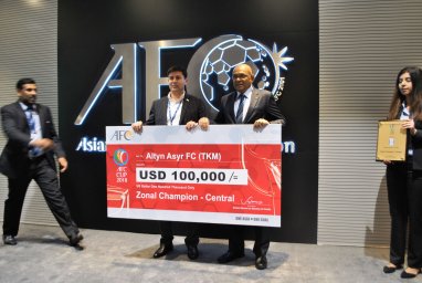 Фоторепортаж: Туркменский «Алтын асыр» выиграл 100 тысяч долларов