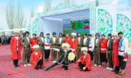Фоторепортаж: Туркменистан и Иран совместно отпраздновали Новруз