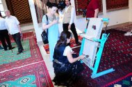 Делегаты XIV Форума творческой и научной интеллигенции СНГ посетили в Ашхабаде Музей ковра