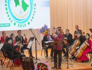 Türkmenistanyň halk artisti Atageldi Garýagdyýewiň konsertinden fotoreportaž