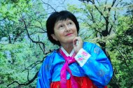Фоторепортаж: Примерка традиционного корейского костюма в ТЦ «Беркарар»