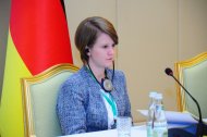 Фоторепортаж: VIII туркмено-германский форум по здравоохранению