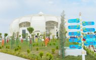 Фоторепортаж: В Туркменистане открылся первый крупный аквапарк «Аваза» Фото Х.Магадова