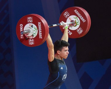 Fotoreportaž: Aşgabatda Agyr atletika boýunça dünýä çempionaty badalga aldy