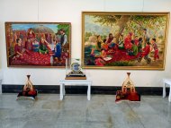Фоторепортаж: Выставка, посвящённая Дню Независимости в Государственной Академии художеств Туркменистана