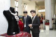 Фоторепортаж: В Государственной академии художеств Туркменистана открылась конкурсная выставка в честь праздника ахалтекинского скакуна