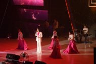 Photo report from the concert of Nyusha and Olga Shultheis in Ashgabat