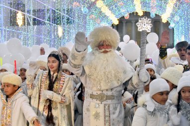New Year's TV fairy tale is being filmed at Turkmenfilm