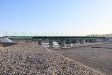 Turkmenistan and Afghanistan opened a new railway bridge