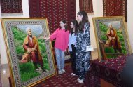 A delegation of Russian cultural figures visited the National Museum of Turkmen Carpets