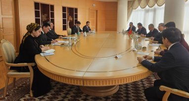В МИД Туркменистана прошла встреча с правительственной делегацией КНР