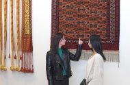 A delegation of Russian cultural figures visited the National Museum of Turkmen Carpets