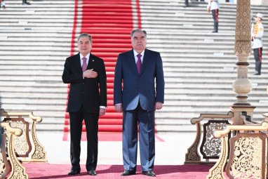 Гурбангулы Бердымухамедов встретился с Президентом Таджикистана