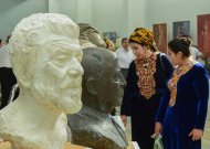 Персональная выставка работ художников Ярмаммедовых в Ашхабаде