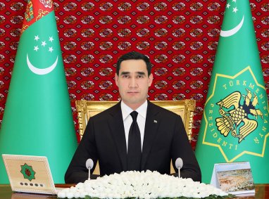 Глава Туркменистана поздравил соотечественников с Международным днём нейтралитета