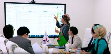 Korean Information Center in Ashgabat provides free training for pensioners
