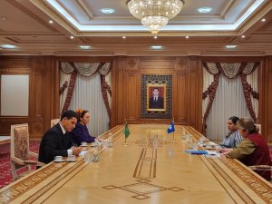 Türkmenistan Meclisi UNICEF ile işbirliğini güçlendiriyor