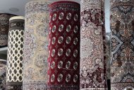 Фоторепортаж: разнообразный выбор ковров в магазине Arzuw haly