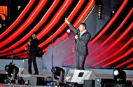 Fotoreportaž: Akon, Dr.Alban, Emin we beýleki daşary ýurtly ýyldyzlaryň gatnaşmagynda baýramçylyk konserti