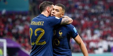 Mbappe overtakes Benzema as France's top scorer