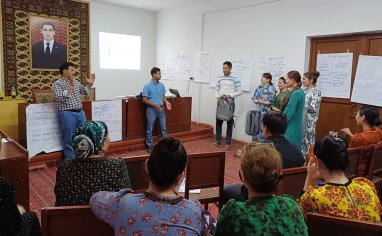 UNDP in Turkmenistan conducted a number of trainings for youth on the basics of entrepreneurship