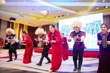В Пекине прошел  торжественный прием по случаю 300-летия туркменского классика  Махтумкули 