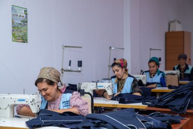 SE “Nebitmash” offers services for sewing high-quality workwear