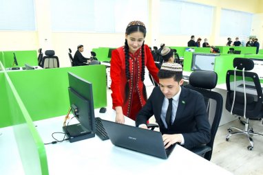 Агентство «Туркменарагатнашык» формирует кадровый потенциал для цифровой экономики Туркменистана