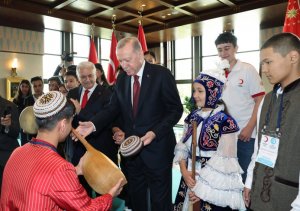 Дети ашхабадского Döwletliler köşgi побывали в Турции и встретились с Эрдоганом